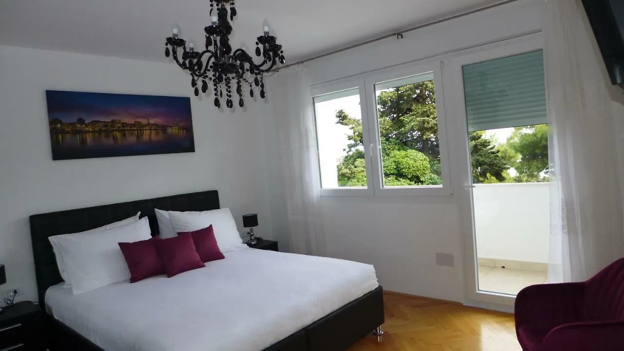 Apartment Spartium Split 0*,  Chorvatsko
